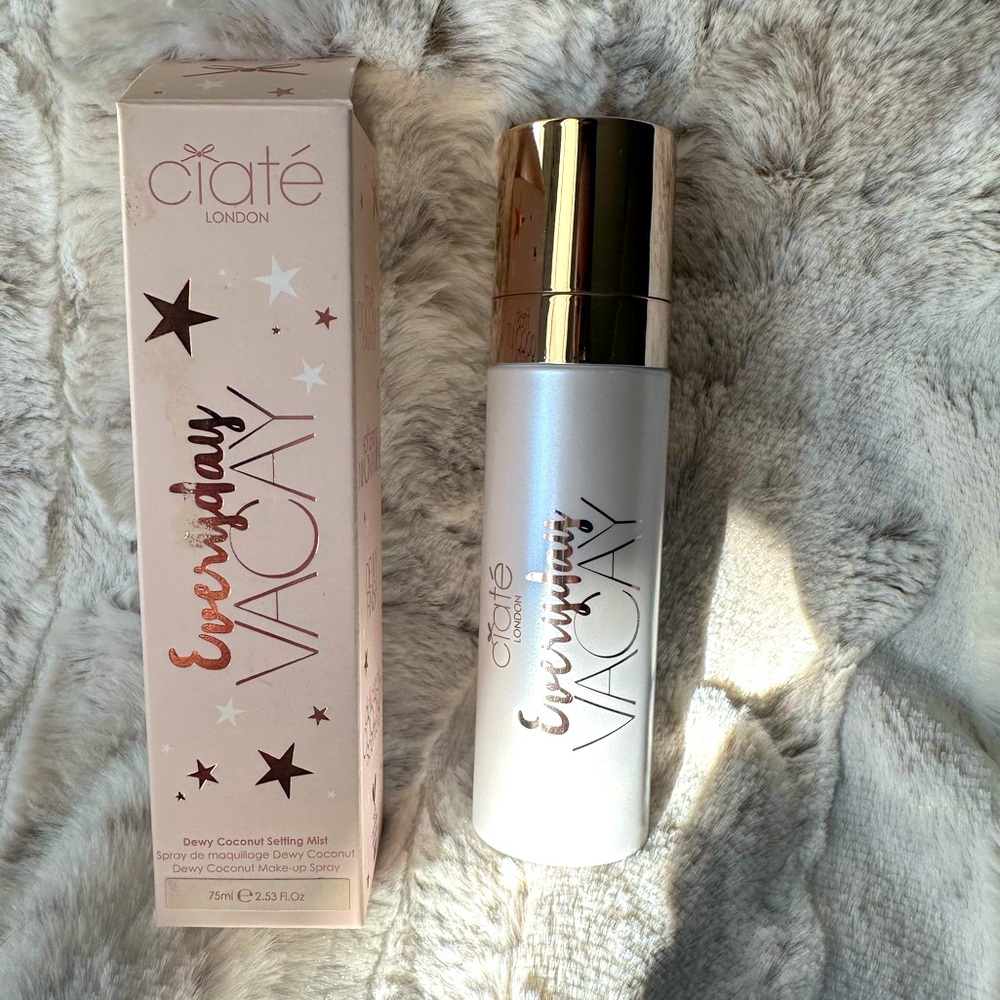 Ciate Everyday Vacay setting spray